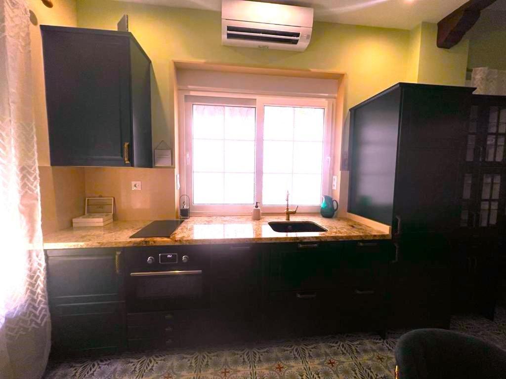 Esmeralda Apartment With Free Private Underground Parking Валенсия Экстерьер фото