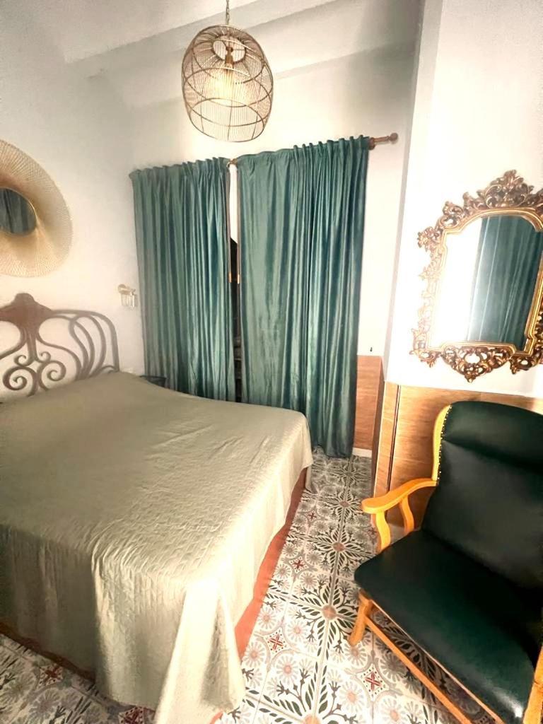 Esmeralda Apartment With Free Private Underground Parking Валенсия Экстерьер фото